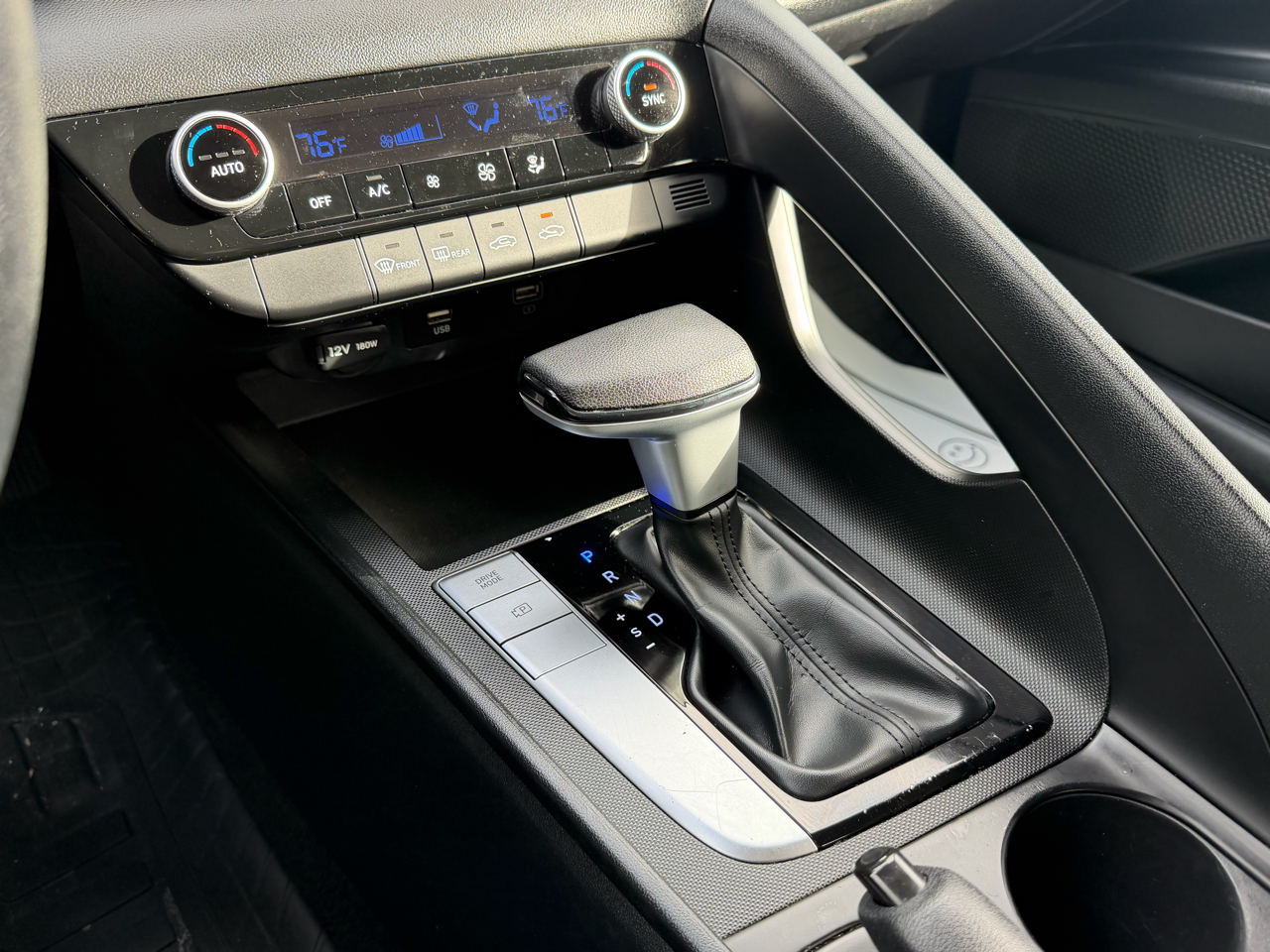 Hyundai Elantra SEL IVT 2022