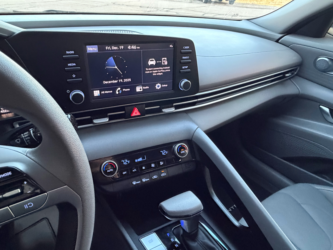 Hyundai Elantra SEL IVT 2023