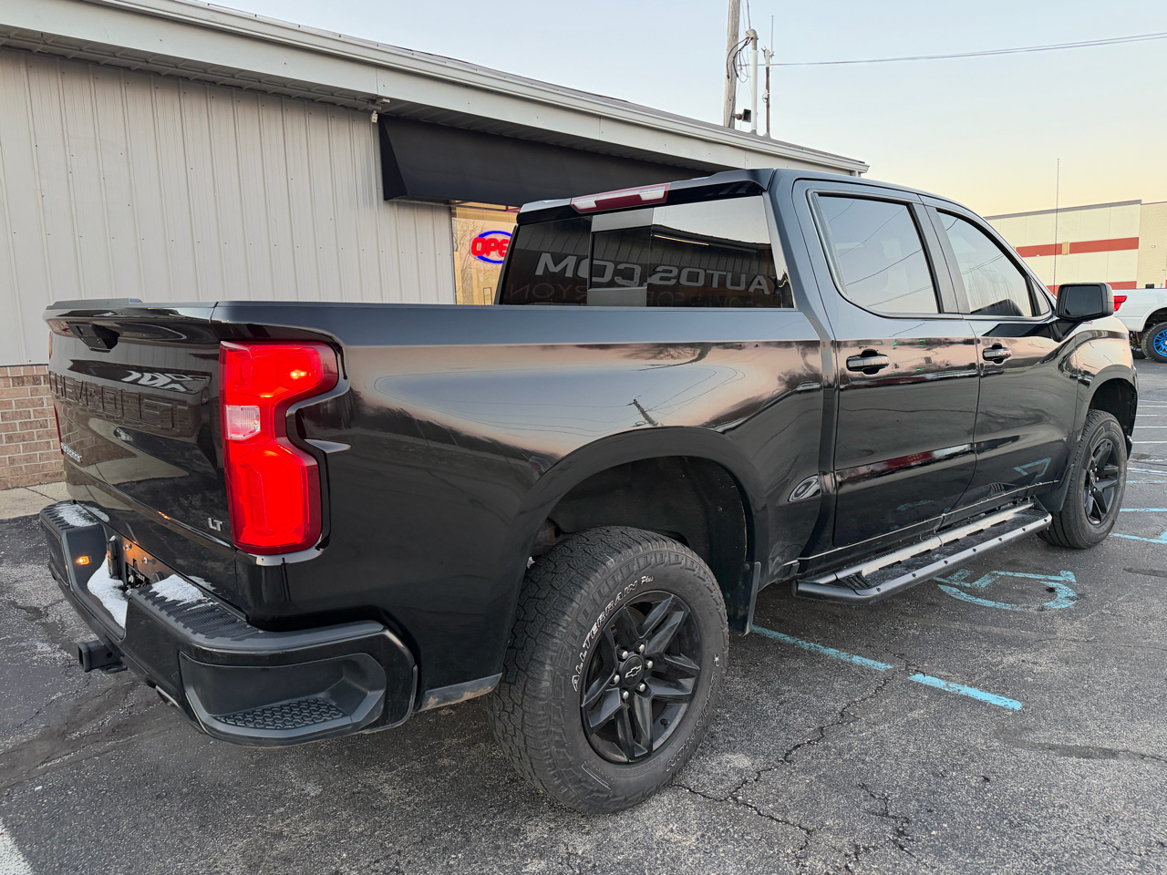 Chevrolet Silverado 1500 4WD Crew Cab 147" LT Trail Boss 2020