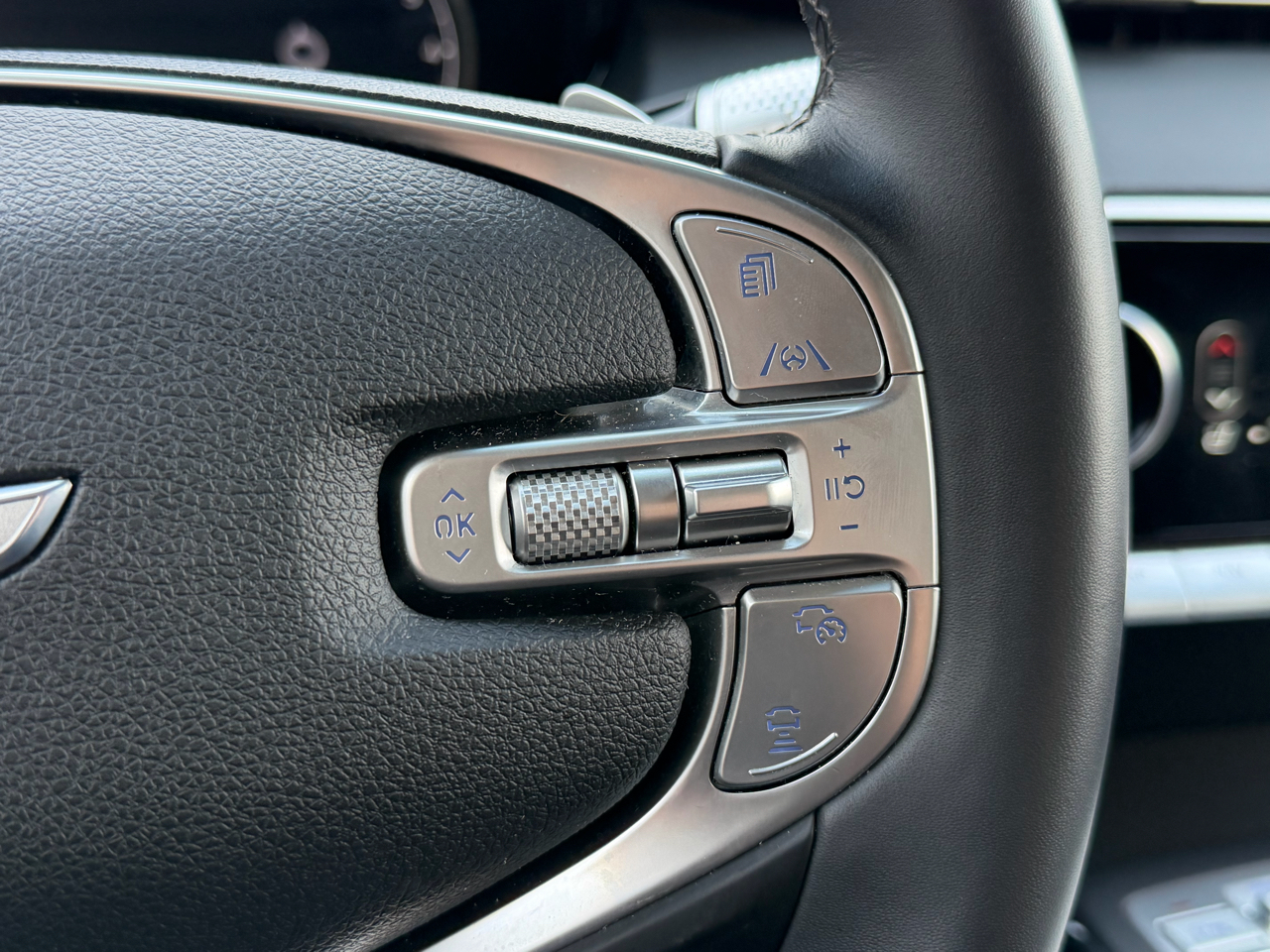 Genesis GV70 2.5T AWD 2025