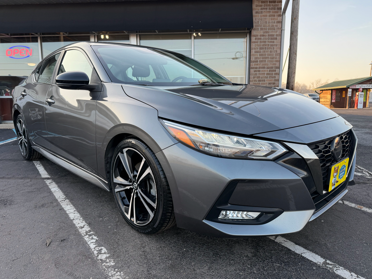 Nissan Sentra SR CVT 2020