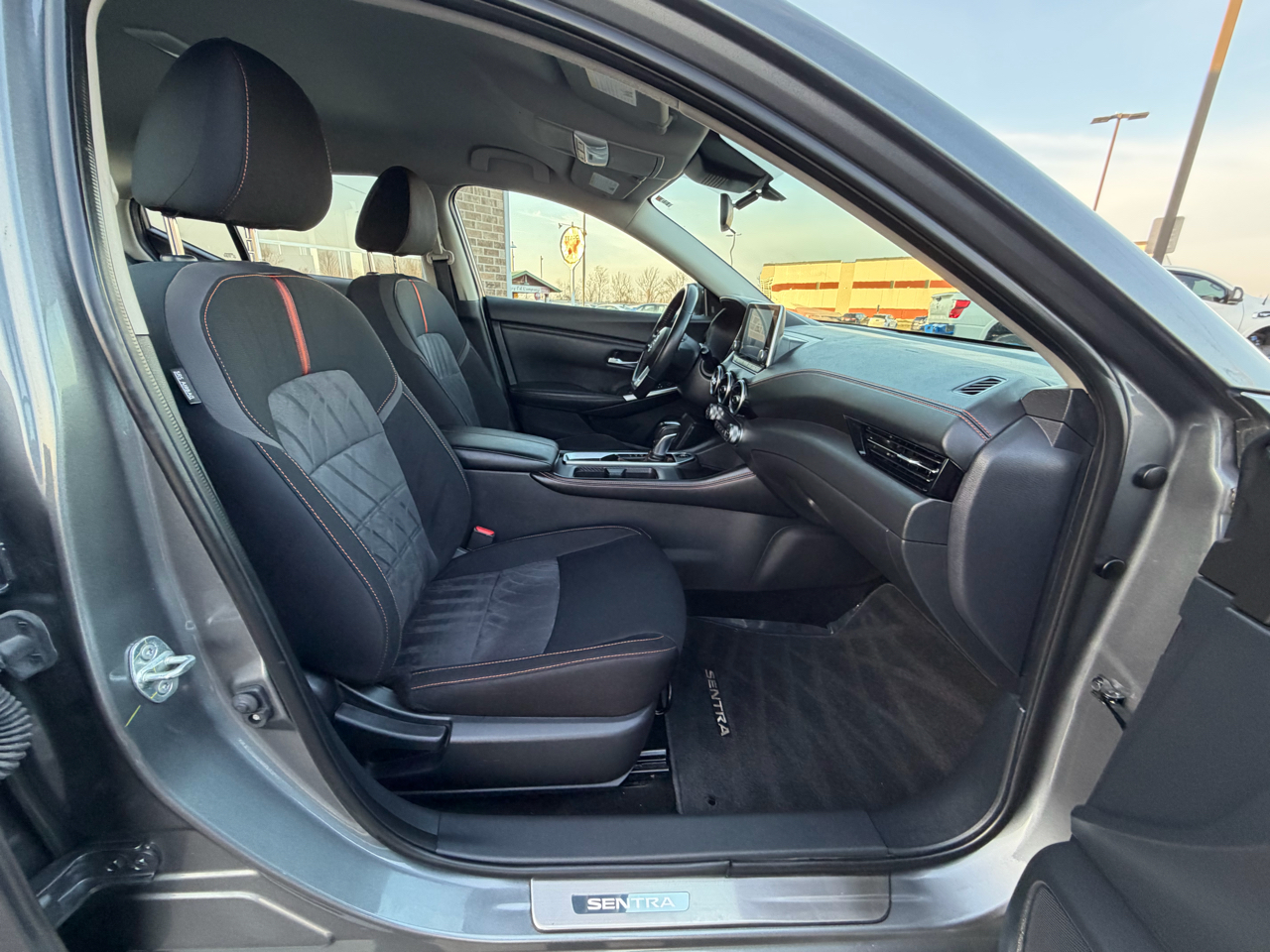 Nissan Sentra SR CVT 2020