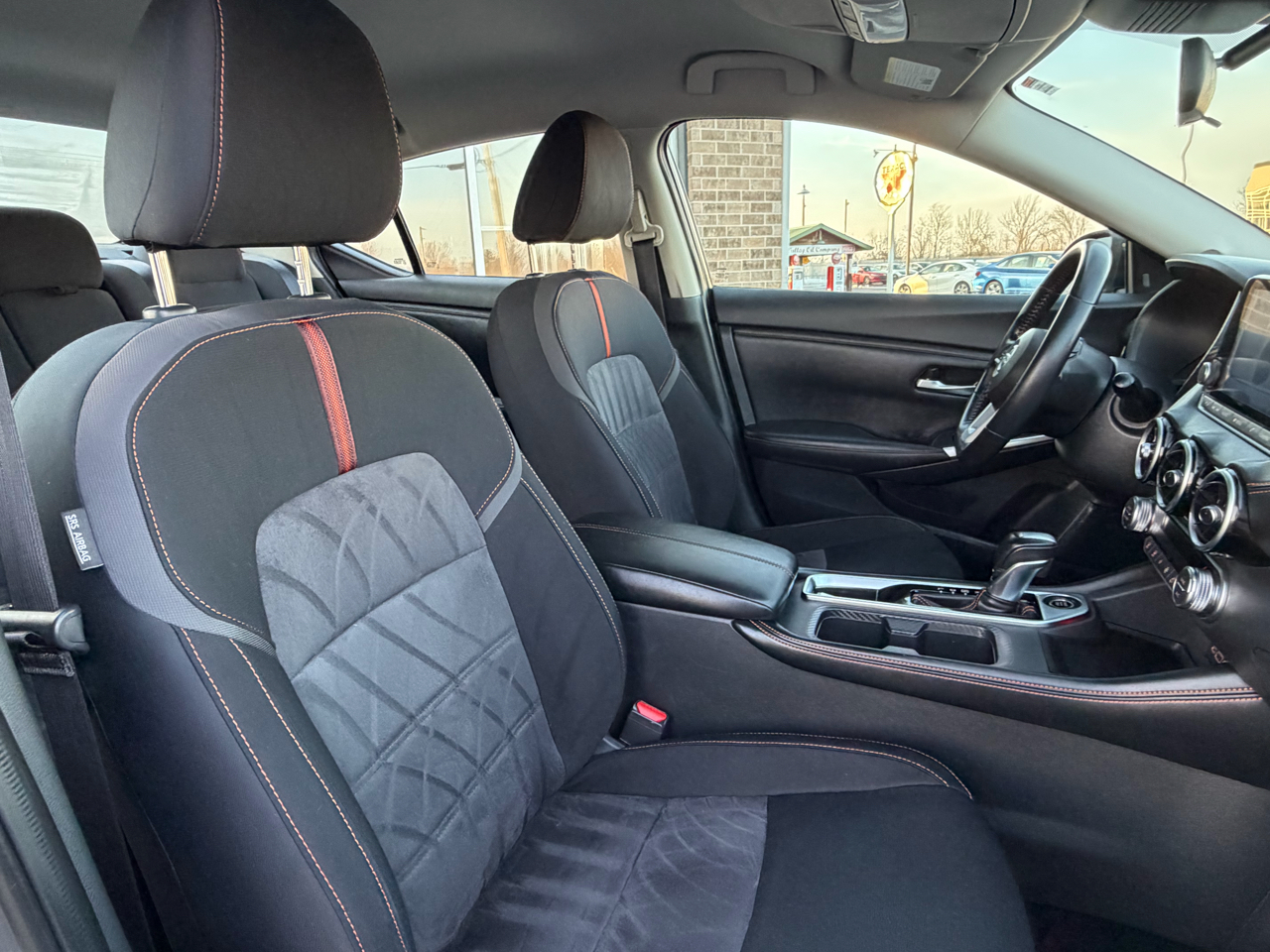 Nissan Sentra SR CVT 2020