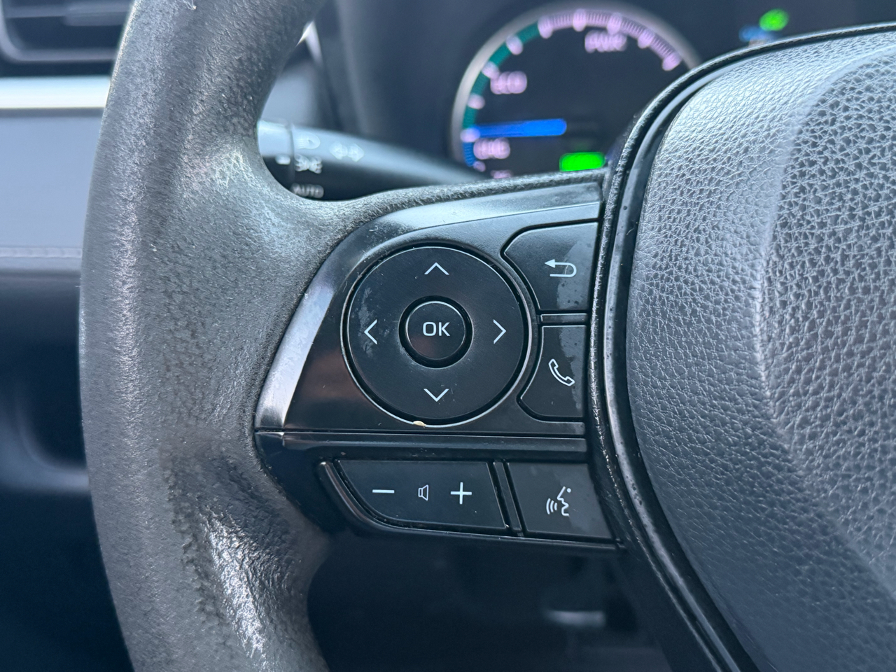 Toyota RAV4 Hybrid XLE AWD (Natl) 2022