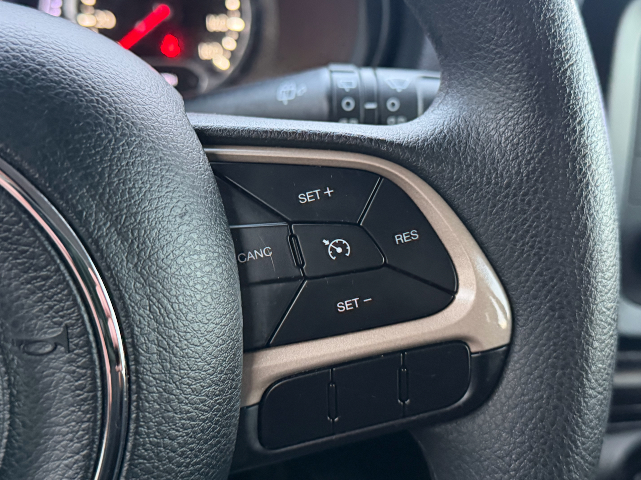 Jeep Renegade Sport FWD *Ltd Avail* 2017