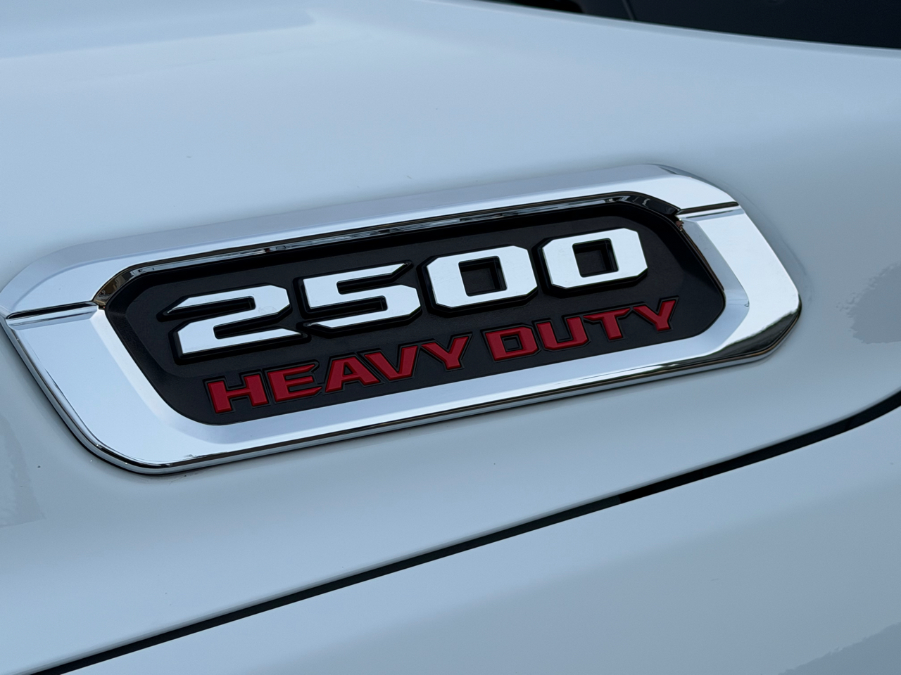 RAM 2500 Tradesman 4x4 Crew Cab 6'4" Box 2024