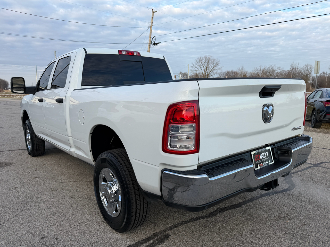 RAM 2500 Tradesman 4x4 Crew Cab 6'4" Box 2024