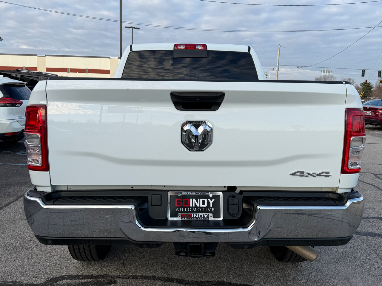 RAM 2500 Tradesman 4x4 Crew Cab 6'4" Box 2024