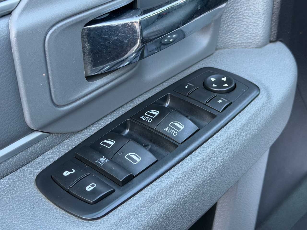 RAM 2500 4WD Crew Cab 149" SLT 2016