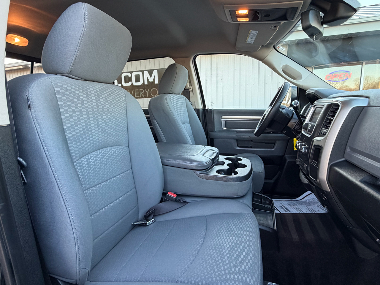 RAM 2500 4WD Crew Cab 149" SLT 2016