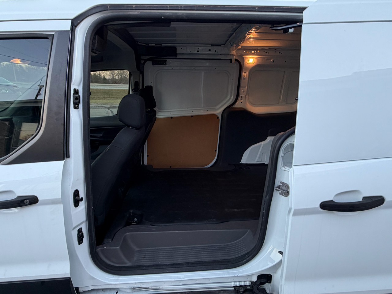 Ford Transit Connect Van XL LWB w/Rear Symmetrical Doors 2019
