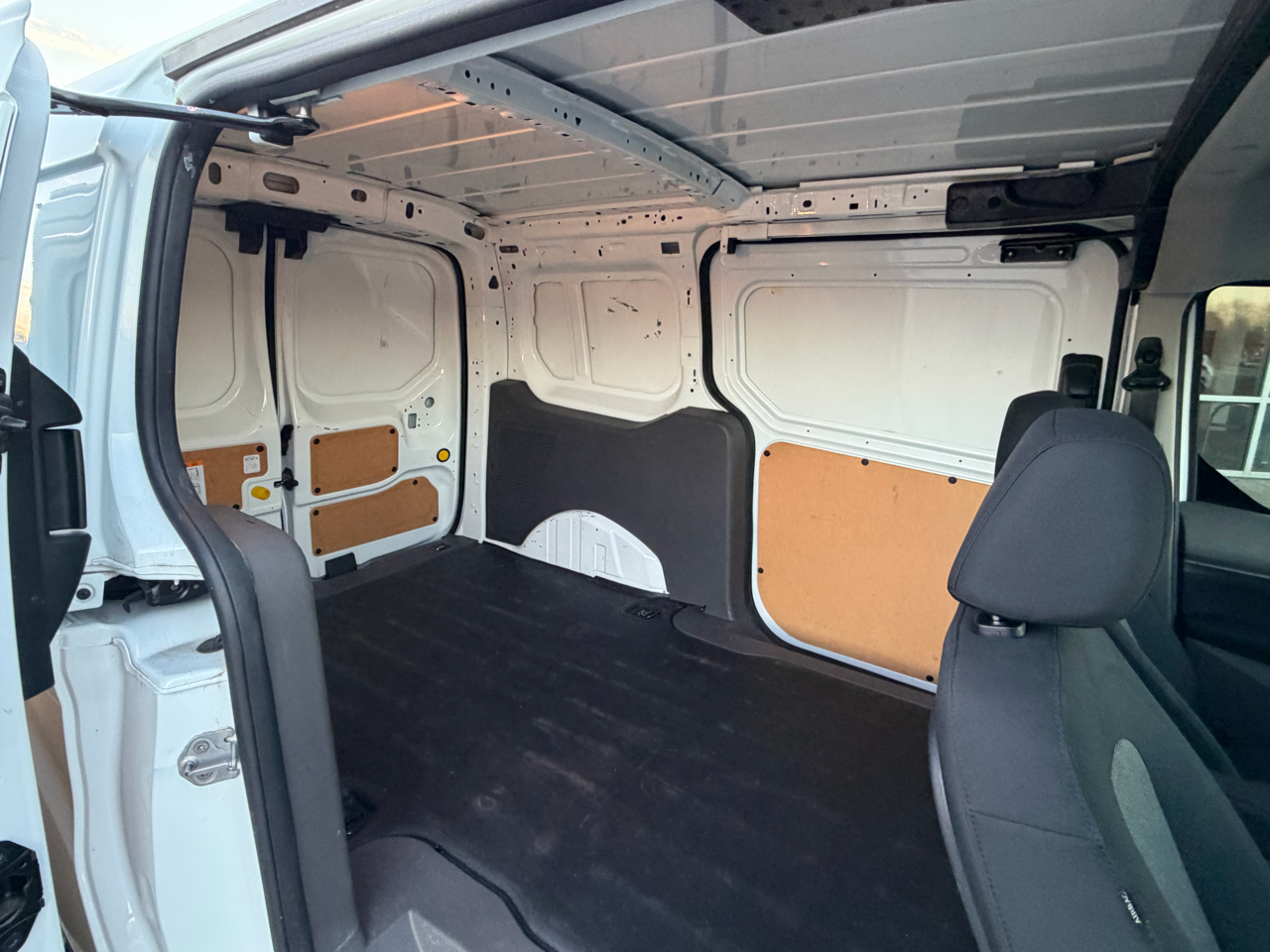 Ford Transit Connect Van XL LWB w/Rear Symmetrical Doors 2019