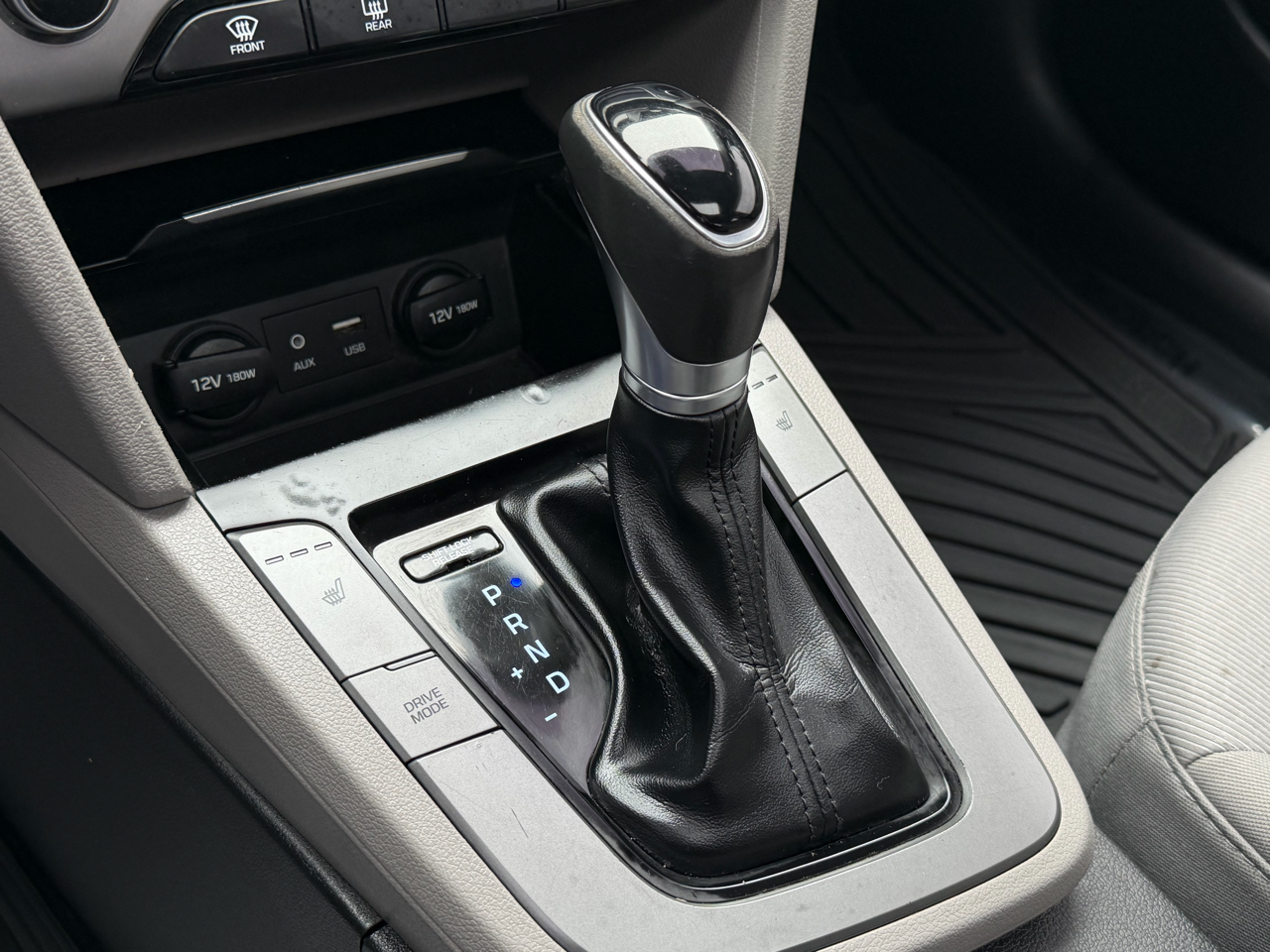 Hyundai Elantra Value Edition 2.0L Auto (Alabama) 2018