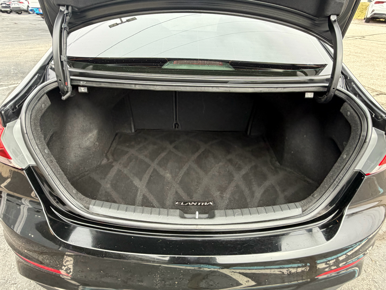 Hyundai Elantra Value Edition 2.0L Auto (Alabama) 2018