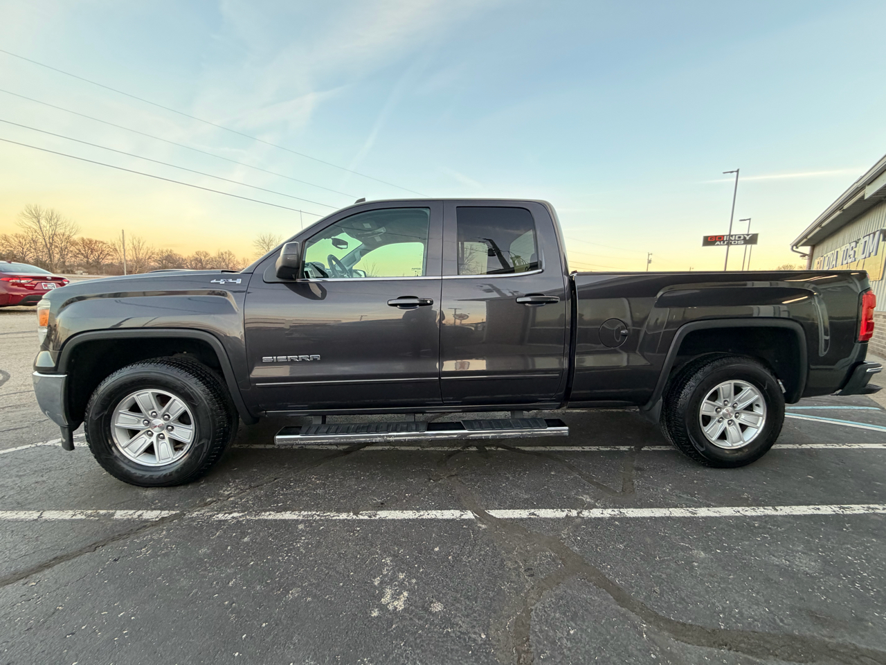 GMC Sierra 1500 4WD Double Cab 143.5" SLE 2015