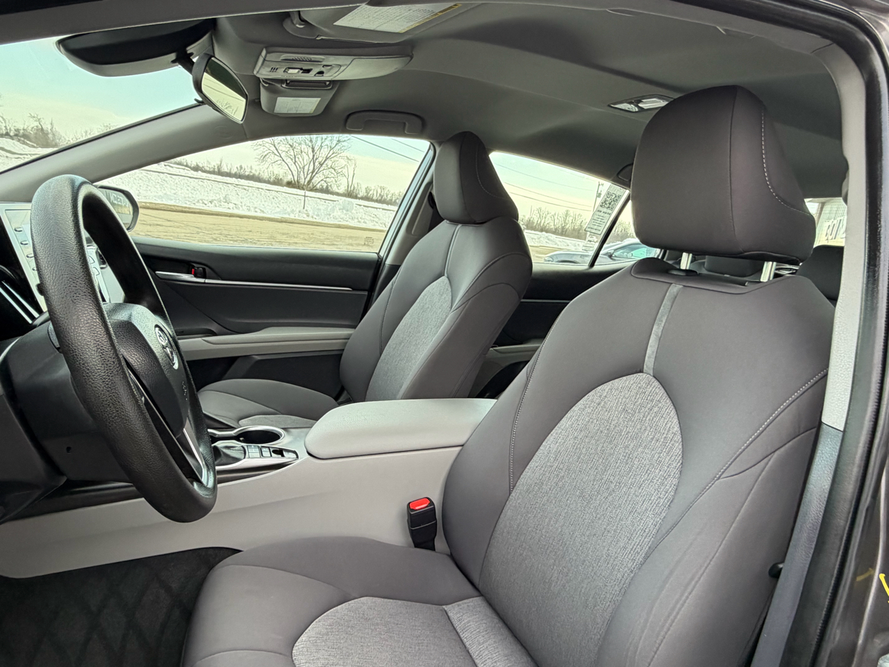 Toyota Camry Hybrid LE CVT (Natl) 2023