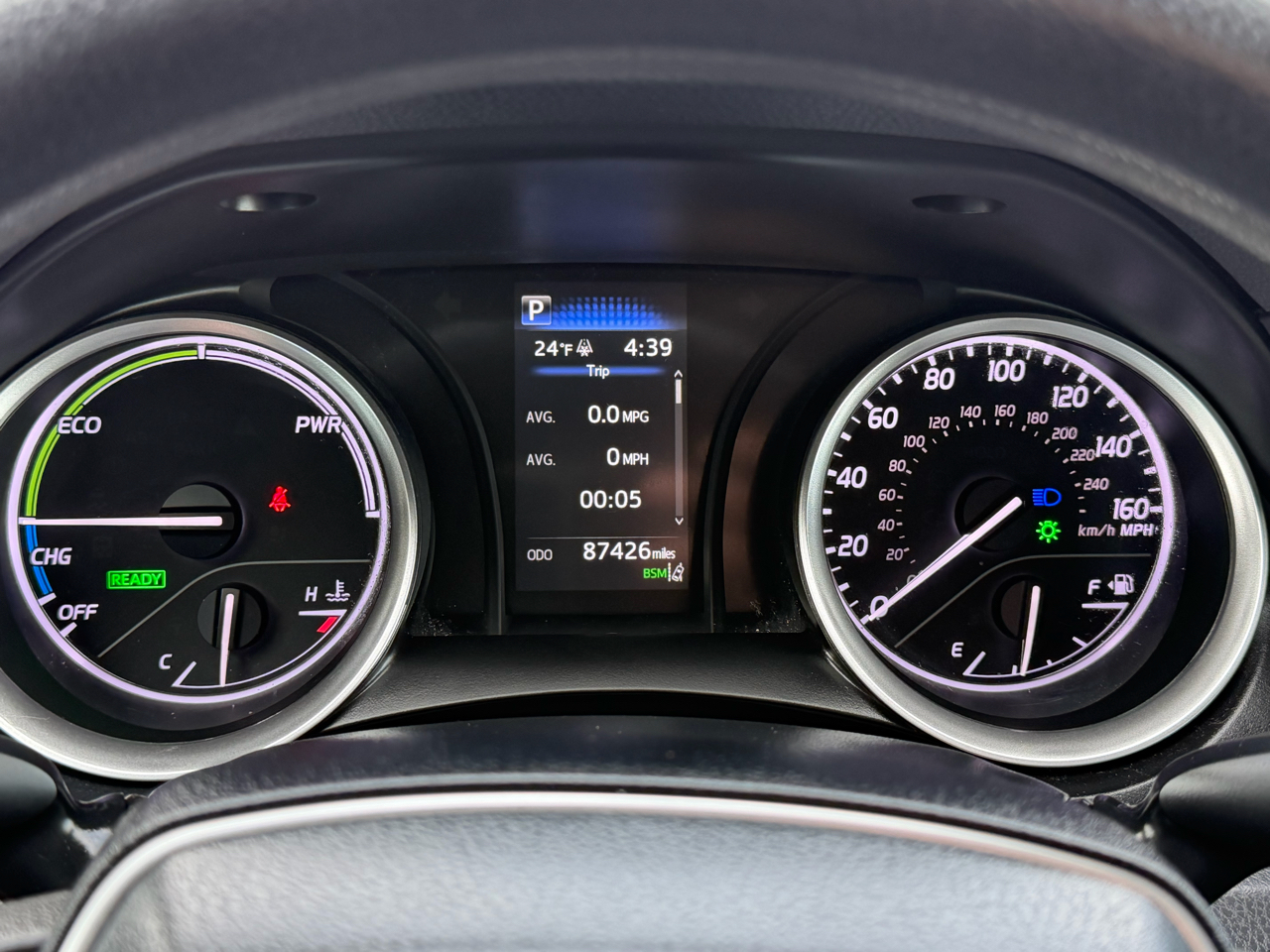 Toyota Camry Hybrid LE CVT (Natl) 2023