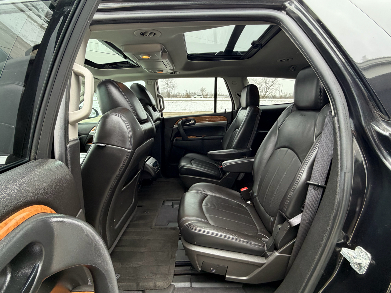 Buick Enclave FWD 4dr CXL-1 2011