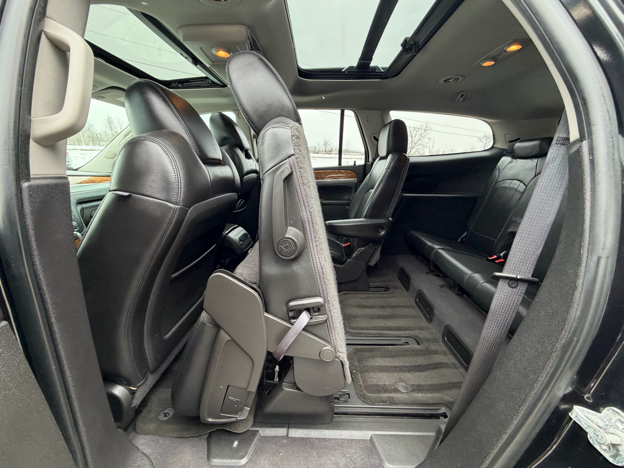 Buick Enclave FWD 4dr CXL-1 2011