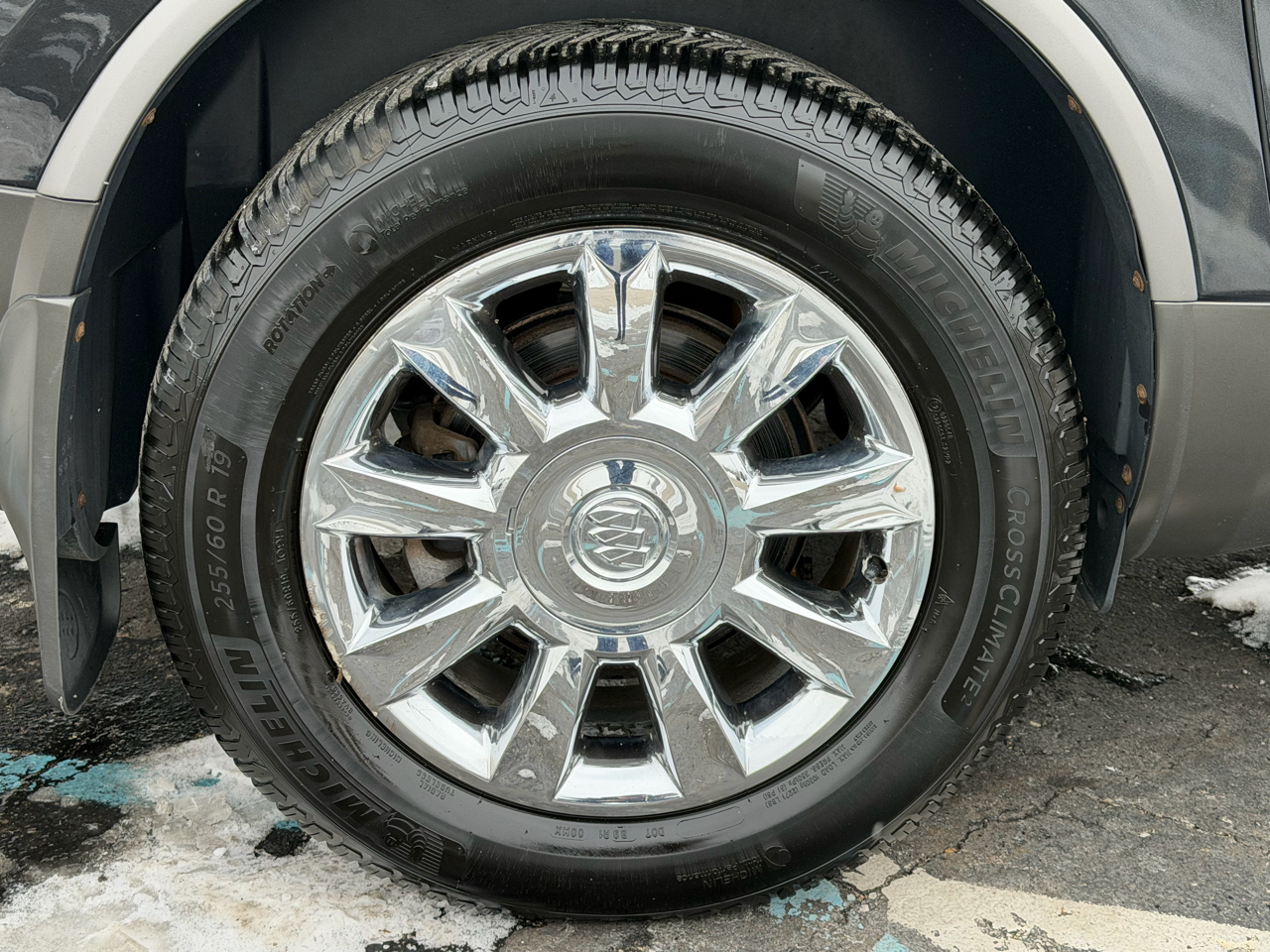 Buick Enclave FWD 4dr CXL-1 2011