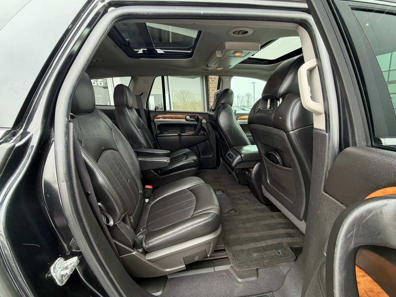 Buick Enclave FWD 4dr CXL-1 2011