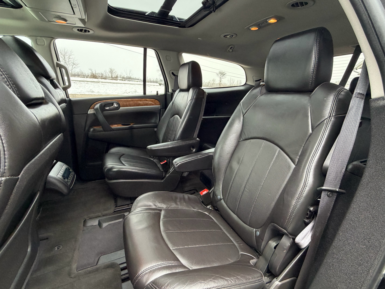 Buick Enclave FWD 4dr CXL-1 2011