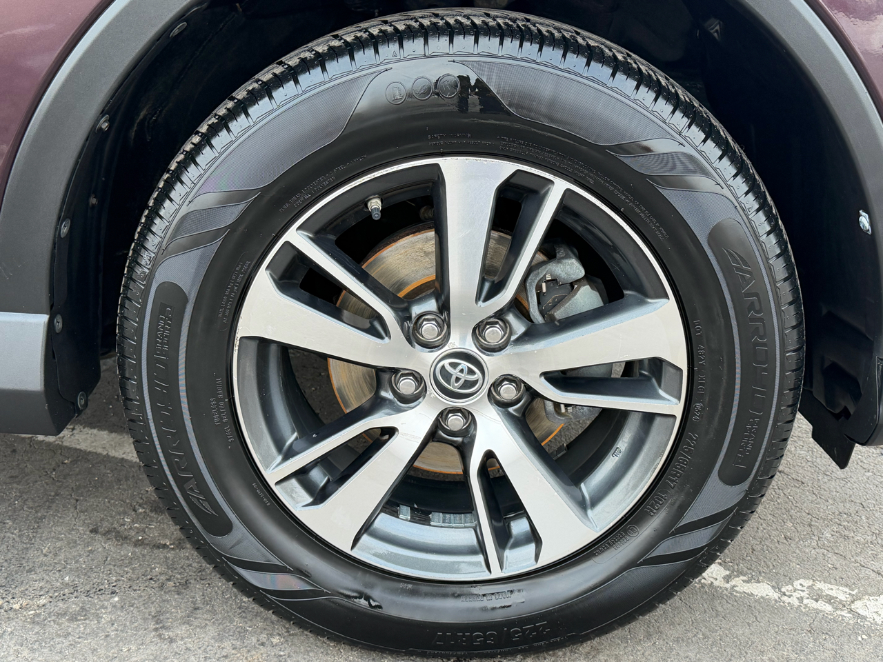 Toyota RAV4 XLE AWD 2018