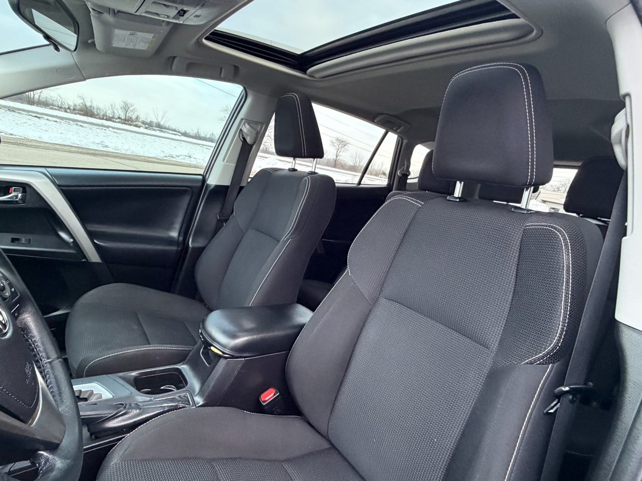 Toyota RAV4 XLE AWD 2018