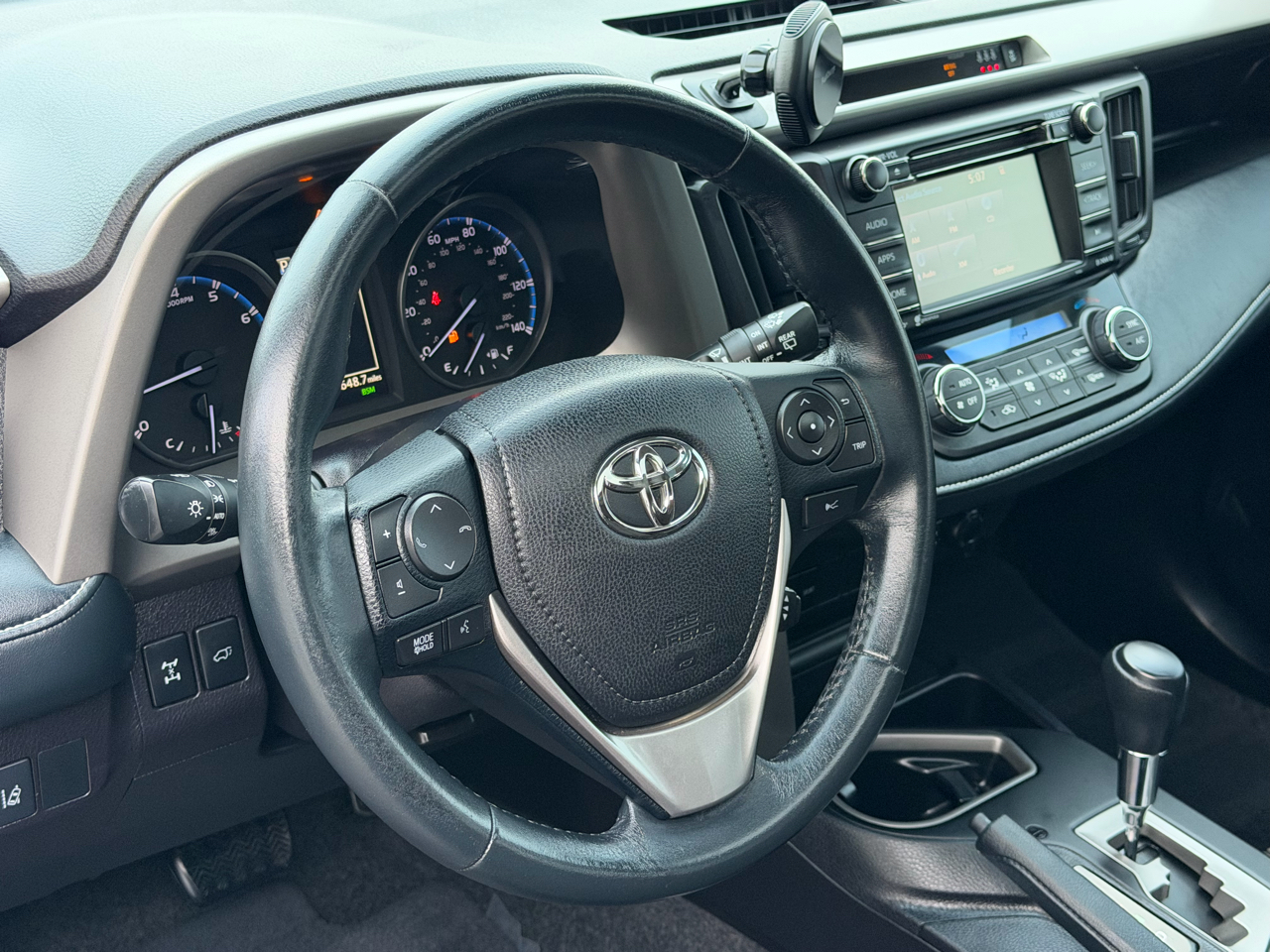 Toyota RAV4 XLE AWD 2018
