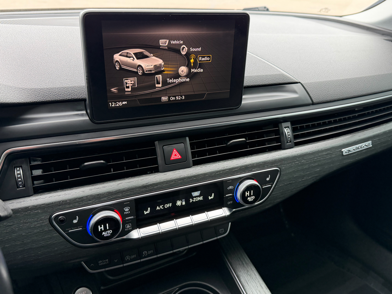 Audi A4 2.0 TFSI Tech Premium S Tronic quattro AWD 2018