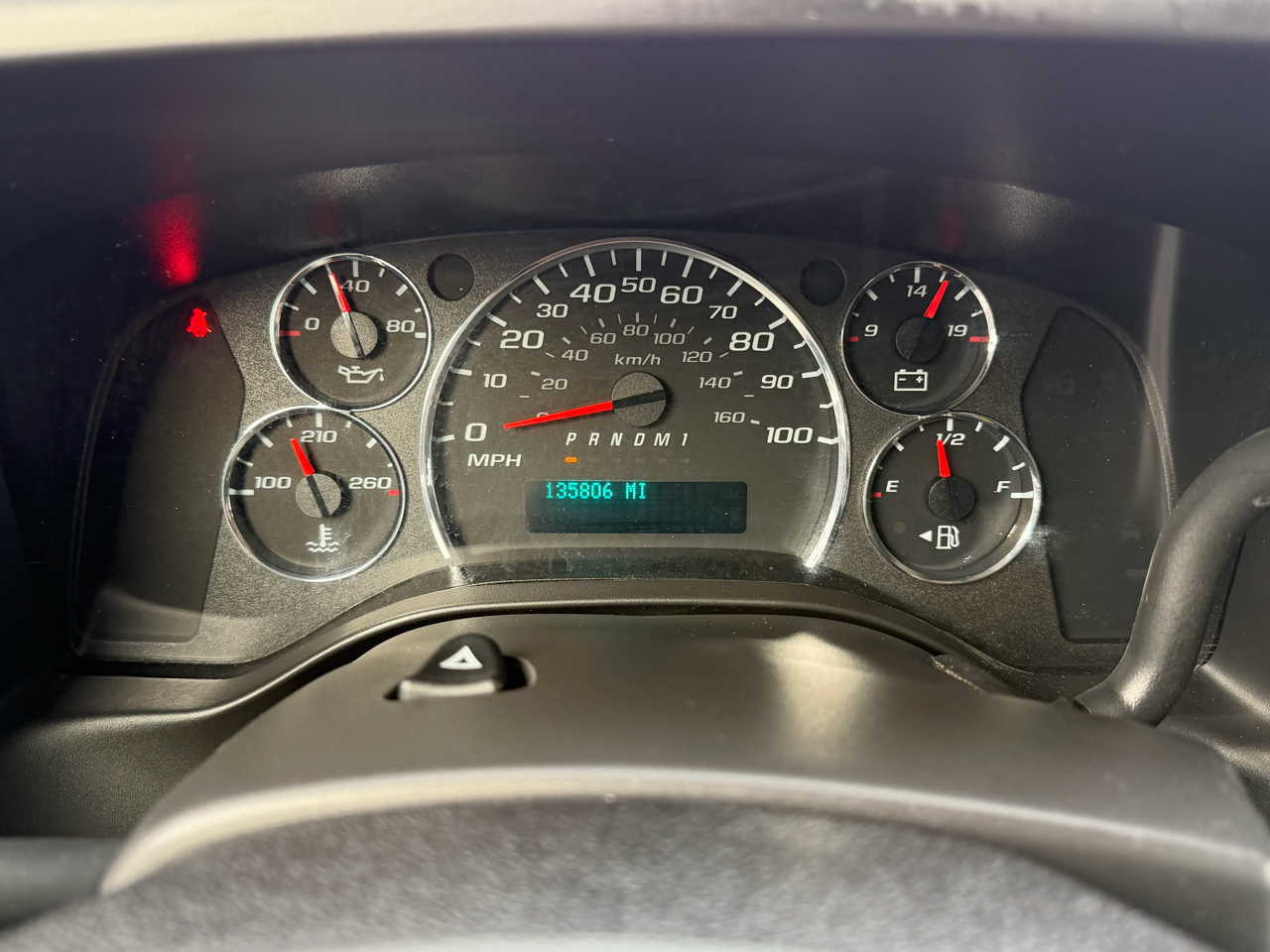 GMC Savana Cargo Van RWD 2500 135" 2020