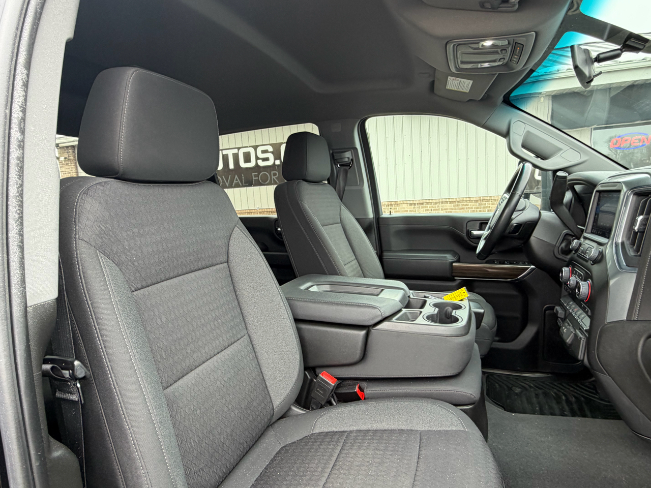 Chevrolet Silverado 2500HD 4WD Crew Cab 159" LT 2023