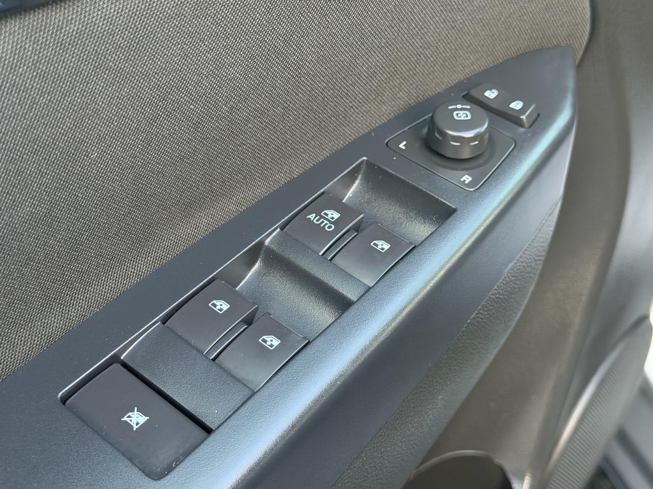 Chevrolet Captiva Sport Fleet FWD 4dr LS w/2LS 2014