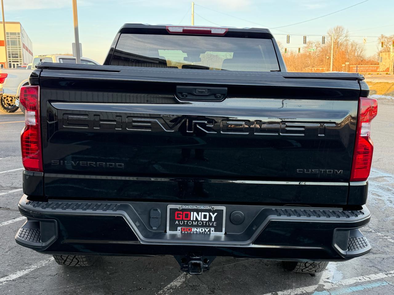 Chevrolet Silverado 1500 4WD Crew Cab 147" Custom Trail Boss 2024