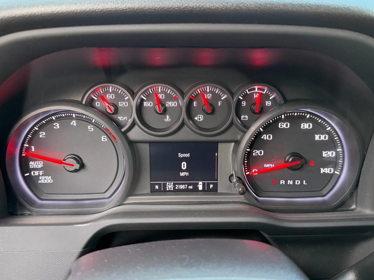 Chevrolet Silverado 1500 4WD Crew Cab 147" Custom Trail Boss 2024