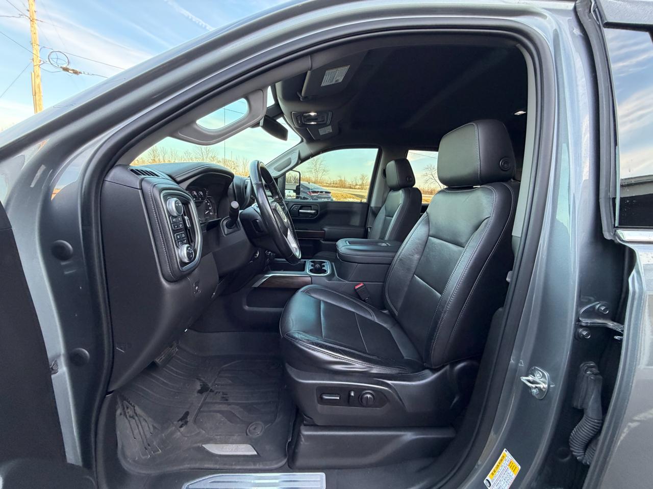 GMC Sierra 1500 4WD Crew Cab 147" SLT 2020