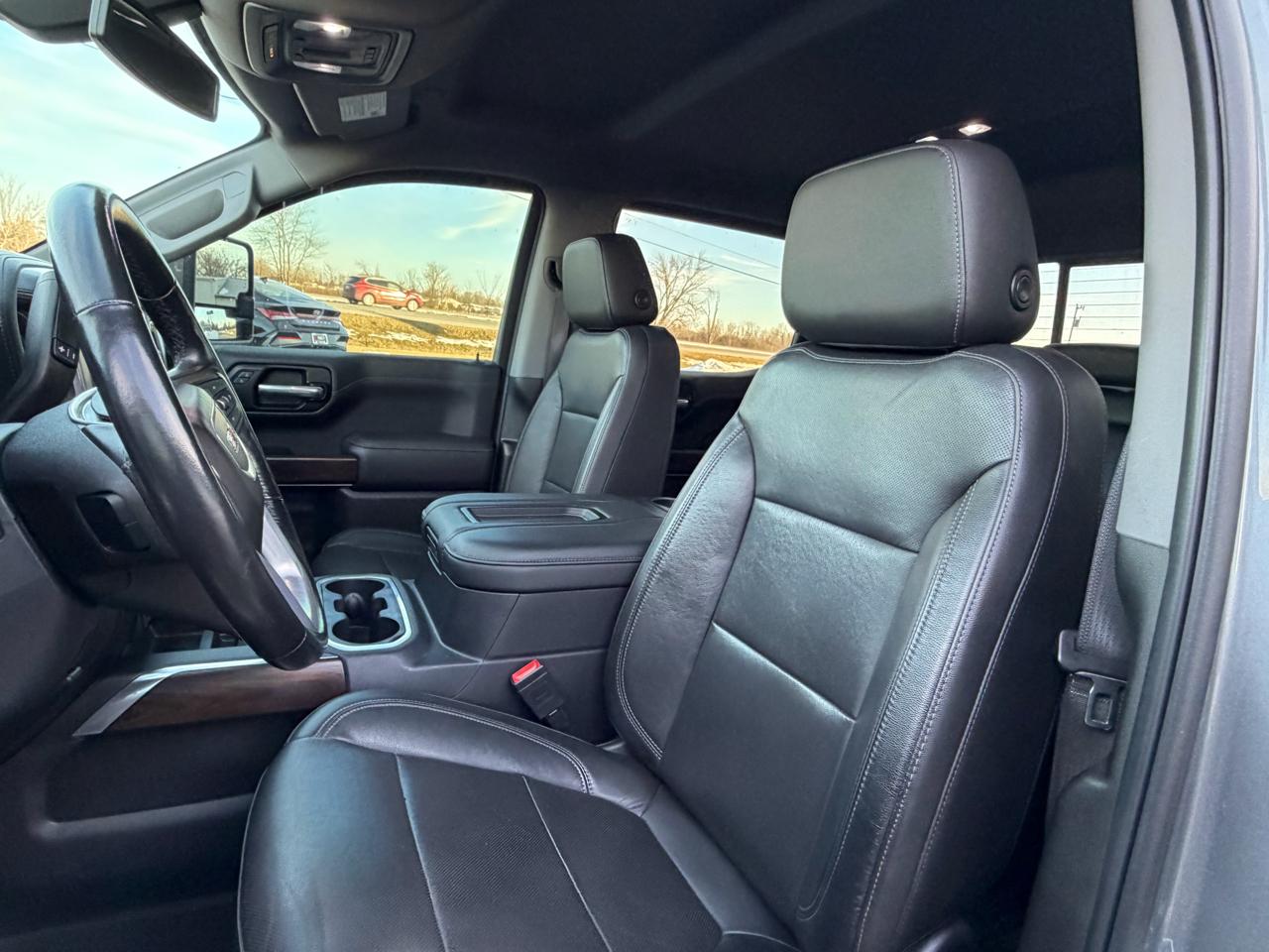 GMC Sierra 1500 4WD Crew Cab 147" SLT 2020