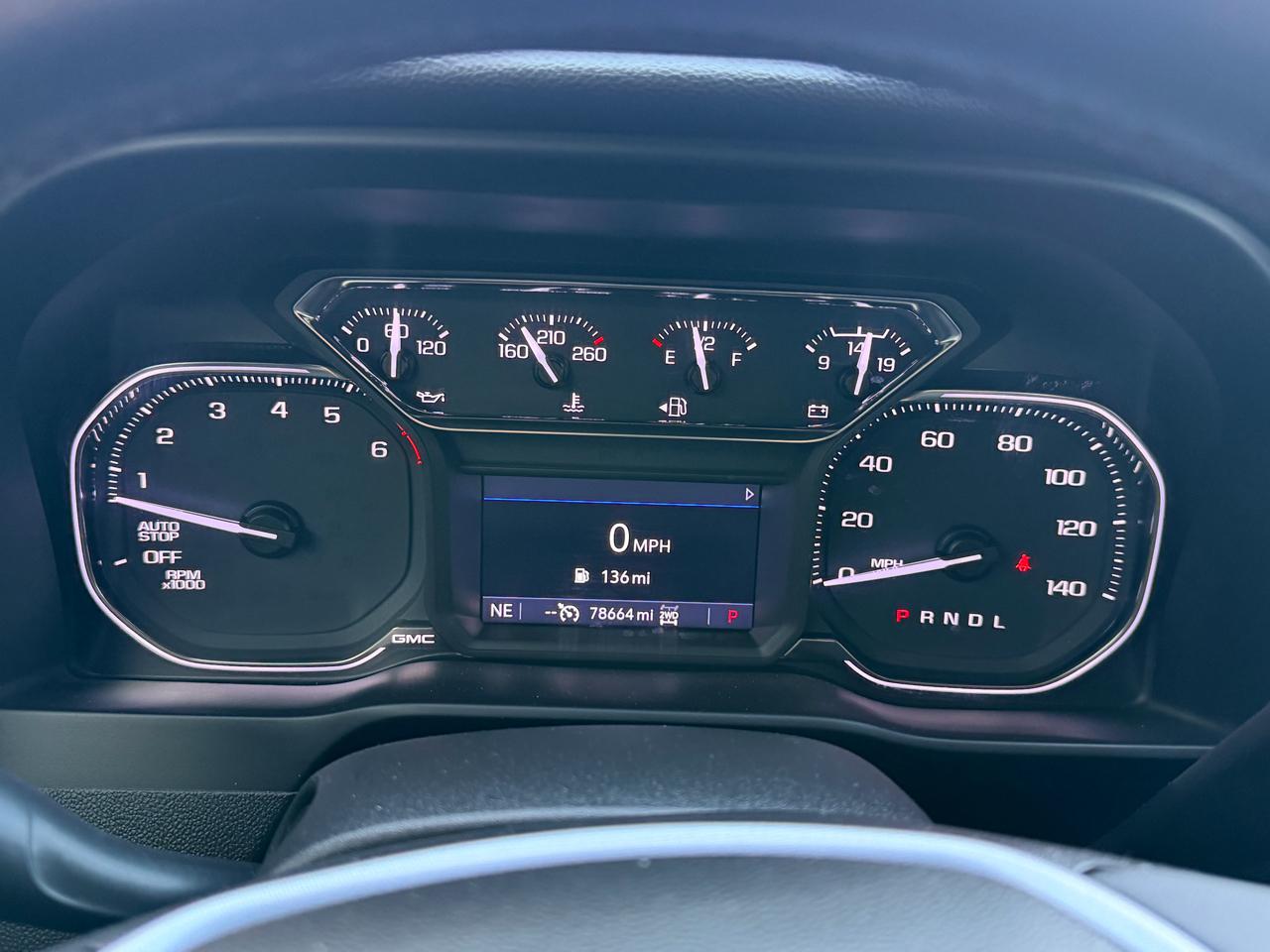 GMC Sierra 1500 4WD Crew Cab 147" SLT 2020