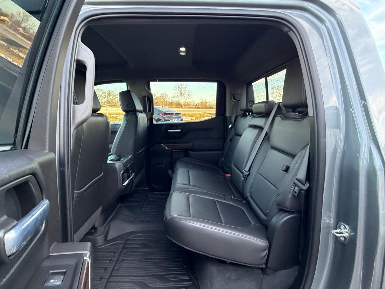 GMC Sierra 1500 4WD Crew Cab 147" SLT 2020