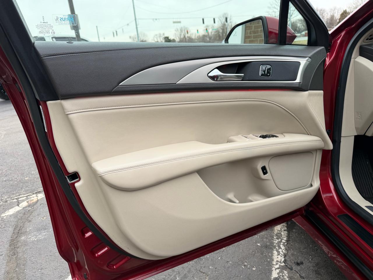 Lincoln MKZ Hybrid Reserve FWD 2017