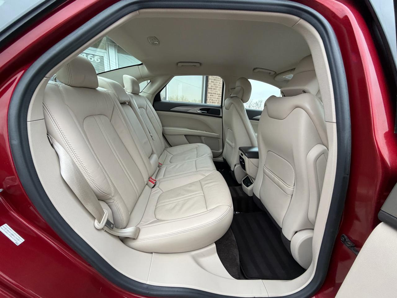 Lincoln MKZ Hybrid Reserve FWD 2017