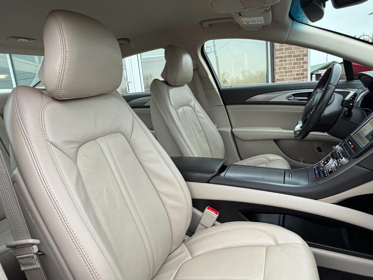 Lincoln MKZ Hybrid Reserve FWD 2017