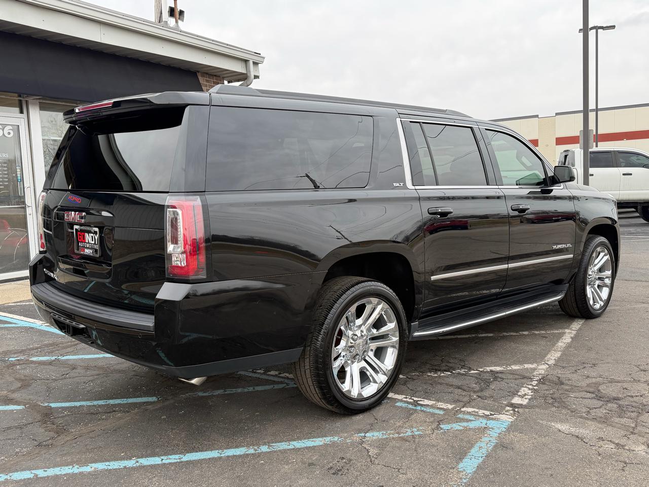 GMC Yukon XL 4WD 4dr SLT 2019