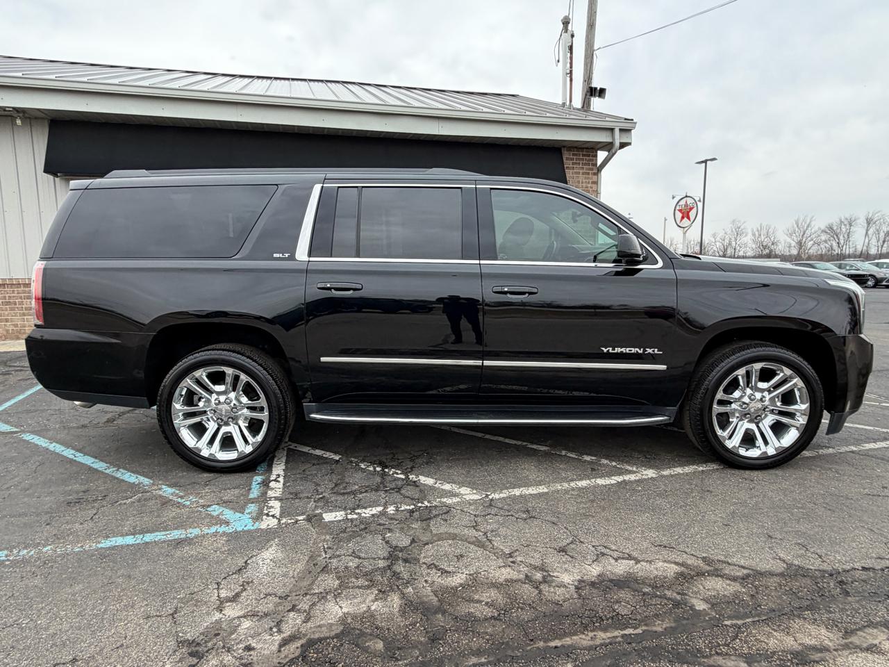 GMC Yukon XL 4WD 4dr SLT 2019