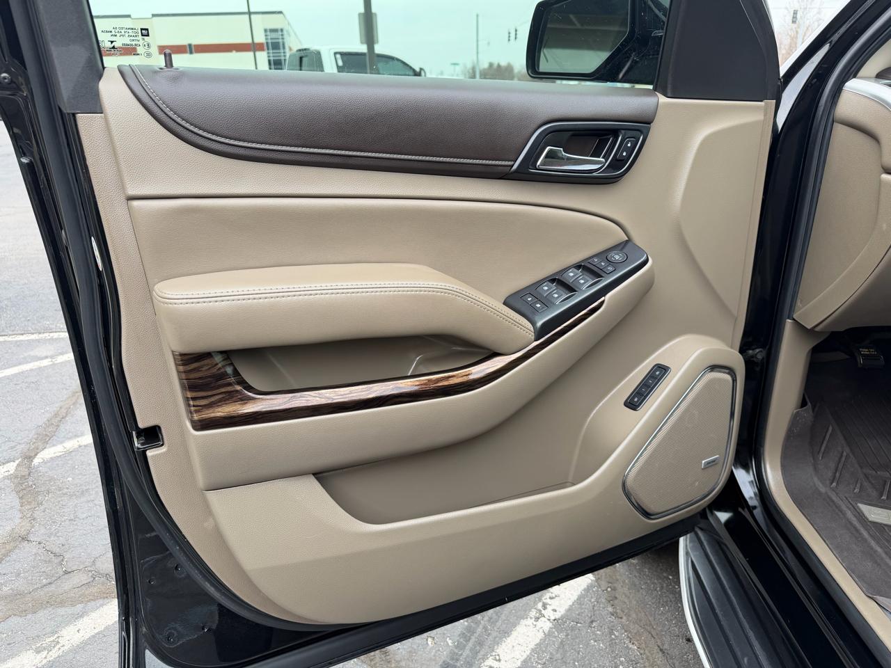 GMC Yukon XL 4WD 4dr SLT 2019
