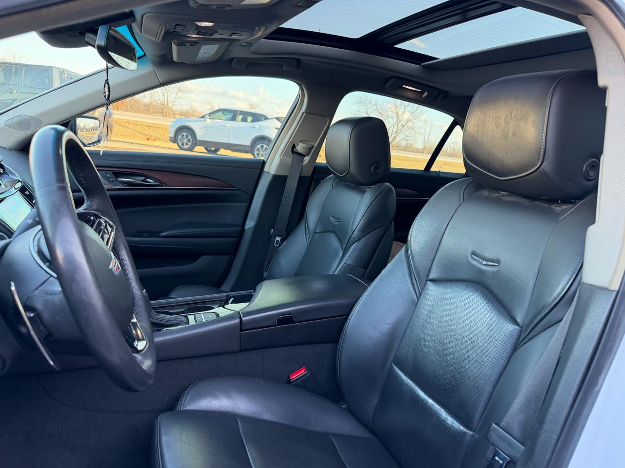 Cadillac CTS Sedan 4dr Sdn 3.6L Luxury RWD 2017