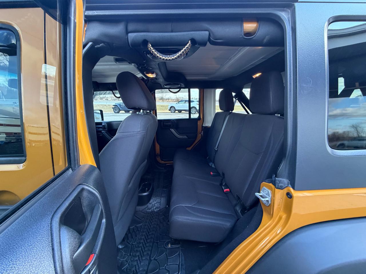 Jeep Wrangler Unlimited 4WD 4dr Sport 2014