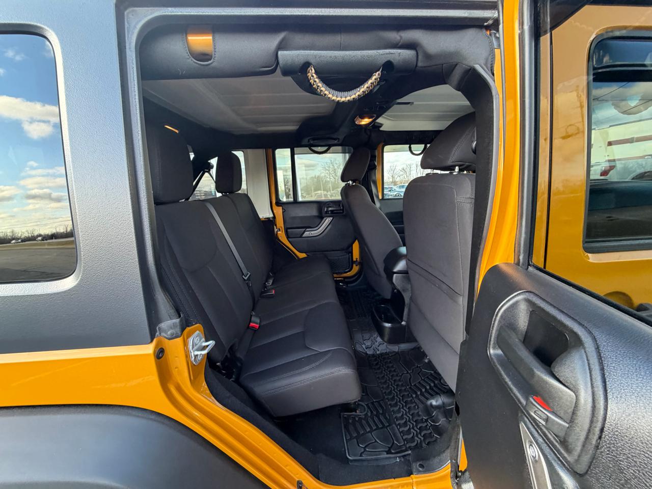 Jeep Wrangler Unlimited 4WD 4dr Sport 2014