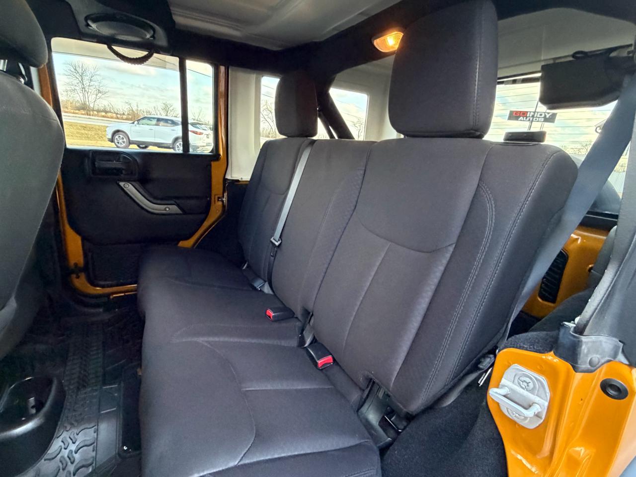 Jeep Wrangler Unlimited 4WD 4dr Sport 2014