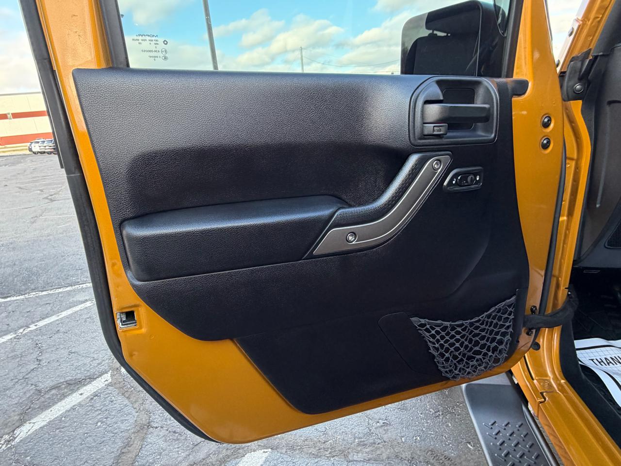 Jeep Wrangler Unlimited 4WD 4dr Sport 2014